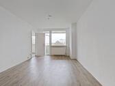 Foto - Über den Dächern der Stadt: 1-Zimmer-Apartment mit EBK und BALKON inkl. tollem Ausblick