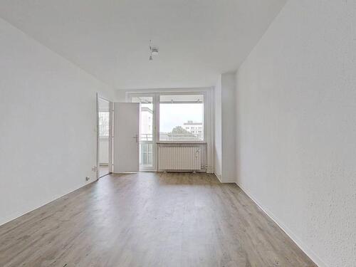 Foto - Über den Dächern der Stadt: 1-Zimmer-Apartment mit EBK und BALKON inkl. tollem Ausblick