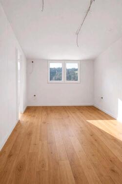 Foto - 4.5 Zimmer Dachgeschoßwohnung in Altensteig