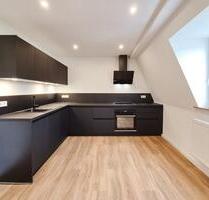Helle 2-Zimmer-Wohnung im sanierten Altbau - Fulda Kohlhaus