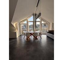 Exklusive Wohnung mit großer Dachterrasse,Luxusbad, Küche& Garage - Berkheim