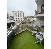 Helle 2-Zimmer Wohnung mit Balkon im 1. OG in Frankfurt Bornheim - Frankfurt am Main