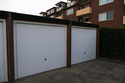 Foto - Garage ,Hermann Bossdorf Str zu vermieten