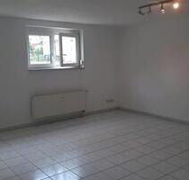 Wohnung in Gießen Wieseck zu vermieten,zwei Zimmer Küche Bad