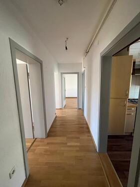 Foto - 3 Zimmer Küche Bad Balkon renoviert zentral mit Küche 2OG