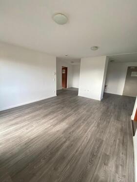 Foto - Dachgeschosswohnung - 1.180,00&nbsp;EUR Kaltmiete, ca.&nbsp; 85,00&nbsp;m&sup2;