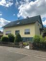 Foto - Freistehendes Ein-bzw. Zweifamilienwohnshaus mit gr. Grundstück