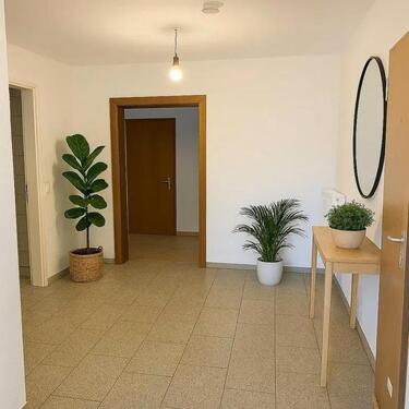 Foto - Zentral & komfortabel:Renovierte 86 m² mit Balkon&Vollausstattung