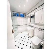 Renovierte zentrale 3-12 Zimmer-Wohnung mit Balkon & Küche - Essen Stadtbezirk IV