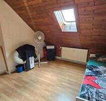 3-Zimmer-Wohnung im Dachgeschoss mit Garage in Mainz-Kostheim - Wiesbaden