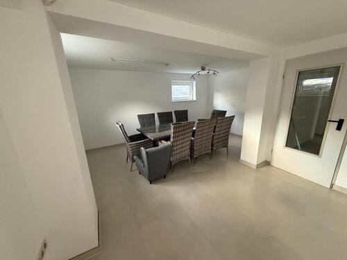 Foto - 3-Zimmer Wohnung 68m2 Modernisiert KG mit Einbauküche