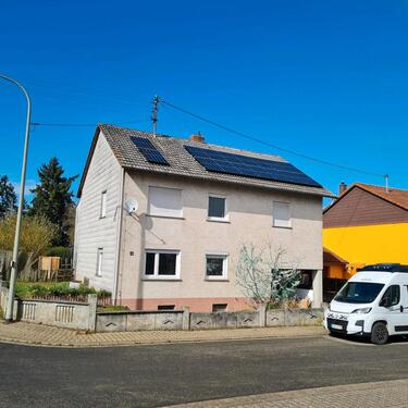 Foto - Einfamilienhaus in Standenbühl - 950,00&nbsp;EUR Kaltmiete, ca.&nbsp; 130,00&nbsp;m&sup2;