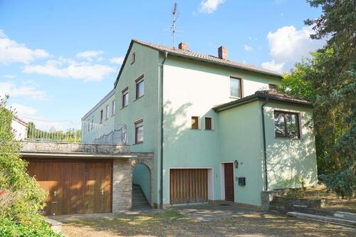 Foto - Massivhaus in ruhiger Ortsrandlage – 2.365 m² Grundstück mit 1.2
