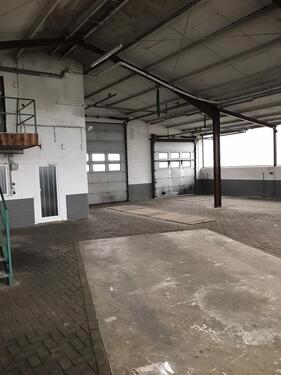 Foto - Halle zu vermieten - 2.000,00 EUR Kaltmiete,