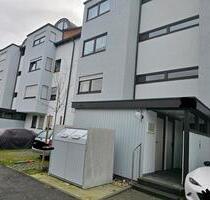 2 Zi. Wohnung mit Terrasse und Garage zur Miete in Böblingen