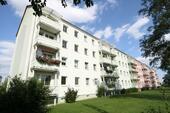 Foto - 4-Raum-Wohnung mit Balkon - 429,00 EUR Kaltmiete,