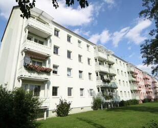 4-Raum-Wohnung mit Balkon - 399,00&nbsp;EUR Kaltmiete, ca.&nbsp; 69,00&nbsp;m&sup2; in Küstriner Vorland (PLZ: 15328)