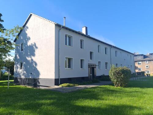 Foto - +++ Wir modernisieren - 2 Raumwohnung im Erdgeschoss mit Balkon und Duschbad in Wanheim +++