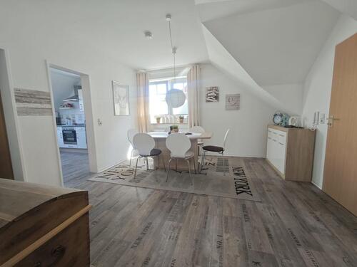 Foto - 2-Zimmer-Whg. mit Balkon zu vermieten, ab 1.12.