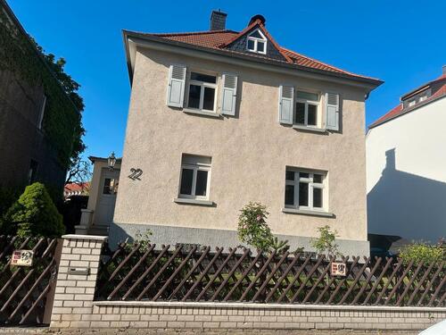Foto - Günstige ,Saniertes 7-Raum-EinZweifamilienhaus in Ginsheim Gusta