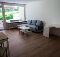 Seniorengerechte 1-Zimmer Wohnung mit Gartenanteil und Stellplatz - Stuttgart Degerloch