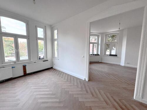 Foto - Exklusive 5-Zimmer-Wohnung mit Balkon – frisch renoviert am Marktplatz in Hörde