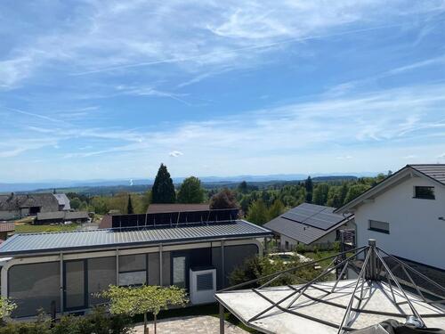 Foto - Helle & großzügige 3,5-Zimmer-Wohnung mit Terrasse 101 m²