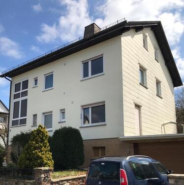 Foto - Haus mit Garage - 290.000,00&nbsp;EUR Kaufpreis, ca.&nbsp; 199,00&nbsp;m&sup2;