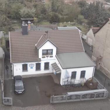Foto - Haus mit Garten und Werkstatt zu verkaufen