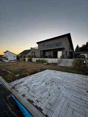Foto - Moderne EG Wohnung mit großzügigem Garten mit Herrlichen Ausblick