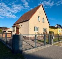 Charmantes Einfamilienhaus mit großem Garten-Teilung möglich! - Blankenfelde-Mahlow