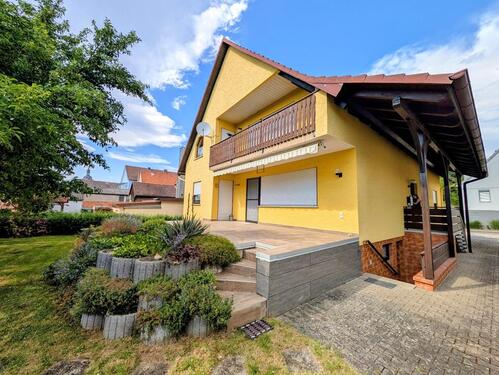 Foto - Gepflegtes Einfamilienhaus mit großem Garten & Ausbaupotenzial
