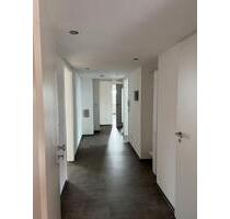 Freundlich 60qm DG-Wohnung in SchwandorfDachelhofen