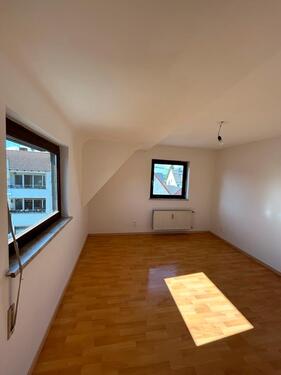 Foto - 4 Zimmer Dachgeschoßwohnung zur Miete in Elz