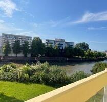 Renovierte 1-Zimmer-Wohnung mit Weserblick in Bremerhaven