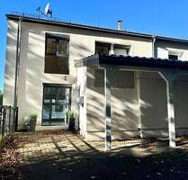 PRIVAT- Modernisiertes Reihenendhaus ruhig gelegen. - Bremen Blockland