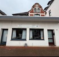 Ladenlokal Zu Vermieten - 300,00&nbsp;EUR Kaltmiete, ca.&nbsp; 28,00&nbsp;m&sup2; in Nordenham (PLZ: 26954)