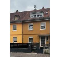 Reihenhaus - 800.000,00&nbsp;EUR Kaufpreis, ca.&nbsp; 126,00&nbsp;m&sup2; in Frankfurt am Main (PLZ: 60489) Rödelheim