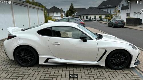 Foto - Garage, 1 Stellplatz für PKW zur Vermietung Frankfurt