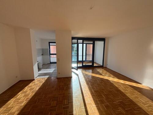 Foto - 2-Z.-Whg, Wannenbad, Balkon u. Wintergarten in Solingen Wald