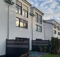 Schönes helles Reihenhaus in Ottersleben - Magdeburg
