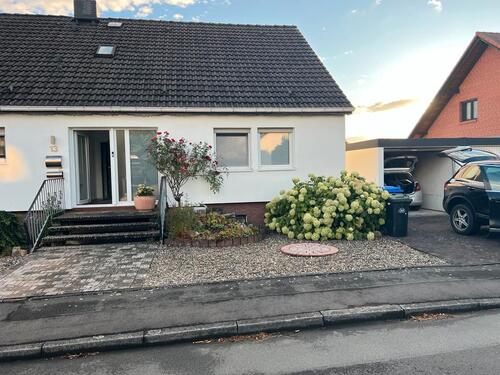 Foto - 6 Zimmer Mehrfamilienhaus, Wohnhaus in Körle