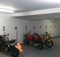 Stellplatz für Motorrad und Roller zu vermieten. Garage - Kleve