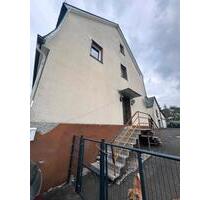 Haus zu verkaufen - 250.000,00 EUR Kaufpreis, in Singhofen (PLZ: 56379)
