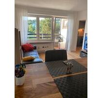 2-Zimmer Wohnung in Regensburg mit Loggia, Parket u Küche