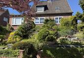 Foto - Großzügiges Einfamilienhaus mit Einliegerpotenzial und Garten