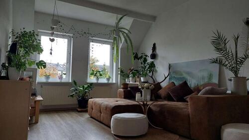 Foto - 3 Zimmer im Dachgeschoss mit Einbauküche & Wintergarten - Teilmöblierung möglich!