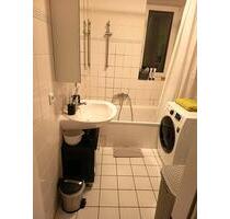 Hochparterre Wohnung 4 Zimmer - 1.250,00 EUR Kaltmiete, ca.  93,00 m² in Seelze (PLZ: 30926)