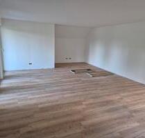 Kernsanierte 2-Zimmer Wohnung mit Balkon - Kirchdorf