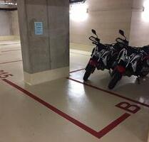 Motorradstellplatz direkt an der U-Bahn Quiddestr. - München Ramersdorf-Perlach